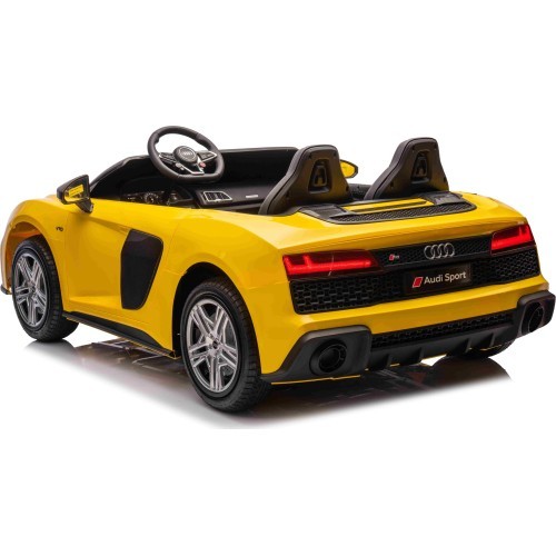 Audi Spyder R8 LIFT vehicle Yellow