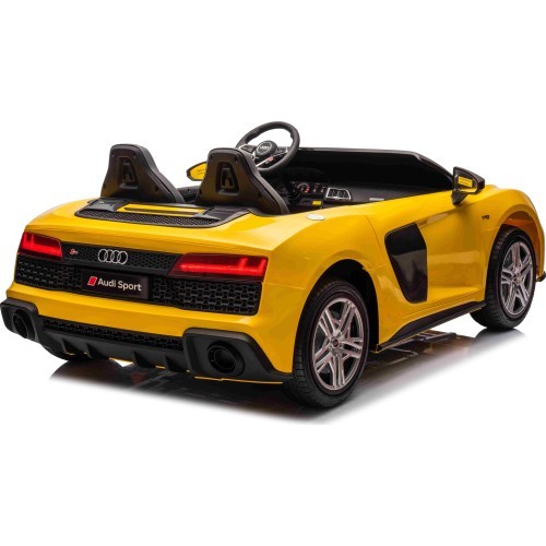 Audi Spyder R8 LIFT vehicle Yellow