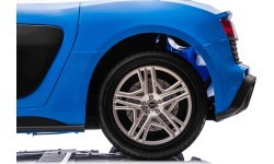 Audi Spyder R8 LIFT vehicle Blue