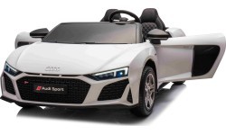 Audi Spyder R8 LIFT vehicle White