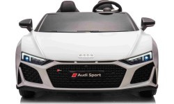 Audi Spyder R8 LIFT vehicle White