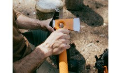 Универсальный топор Fiskars «Ultra Light»