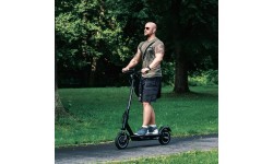 Е-скутер W-TEC Lambreto Max III 700 W 10"