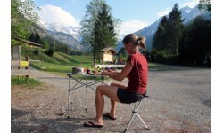 BasicNature ceļojumu krēsla rullēšanas galdiņš mazs, 70x70cm