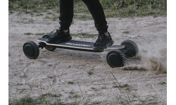 Elektriskais skeitbords Beaster BSSK12, 7,5Ah