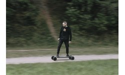 Elektriskais skeitbords Beaster BSSK12, 7,5Ah