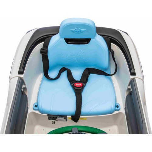 Mini Concept Aceman elektromobilis, balts