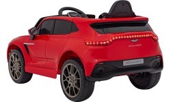 Электромобиль Aston Martin DBX, красный