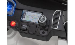 Электромобиль Porsche Cayenne S, белый