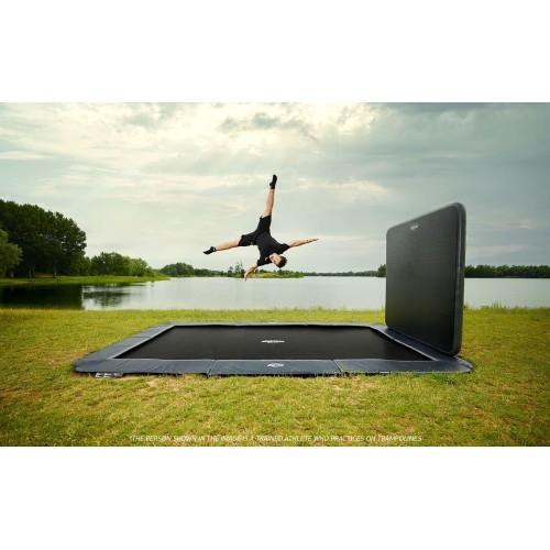 BERG Sports Ultim Champion FlatGround 410 batuts ar AeroWall, pelēks