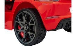 Porsche Spyder RS 718  vehicle Red