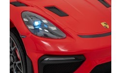 Elektromobilis Porsche Spyder RS 718 sarkans MP4