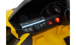 Электромобиль Porsche Spyder RS 718, жёлтый
