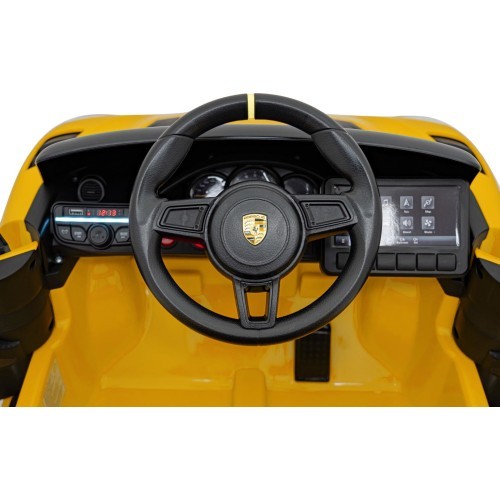 Электромобиль Porsche Spyder RS 718, жёлтый