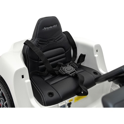 Porsche Spyder RS 718  vehicle Painting White