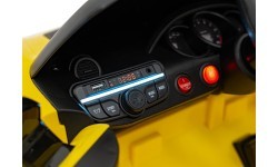 Porsche Spyder RS 718  vehicle Yellow