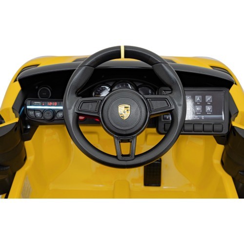 Электромобиль Porsche Spyder RS 718, жёлтый
