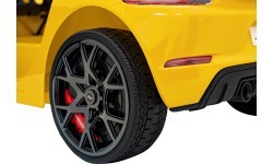 Elektromobilis Porsche Spyder RS 718, dzeltens