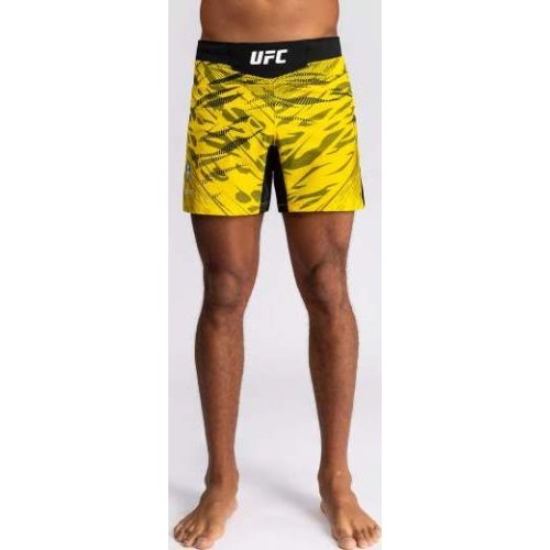 UFC Fusion by Venum Authentic Fight Night vīriešu cīņas šorti, Short Fit, dzelteni
