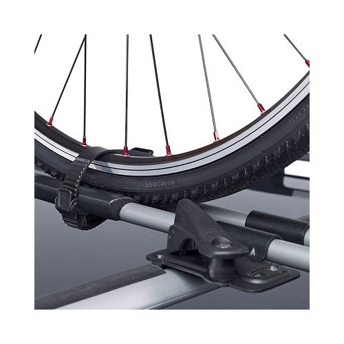 Jumta velosipēdu turētājs Thule FreeRide ar T-track adapteri
