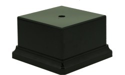 Пластиковая чёрная подставка 120x120x80 мм