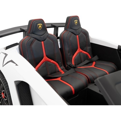 Электромобиль Lamborghini Aventador SV, белый