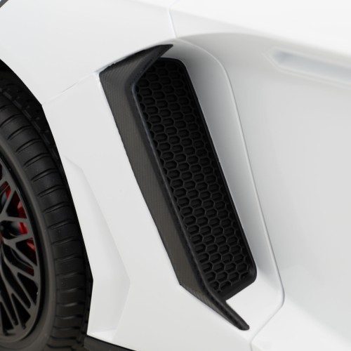 Электромобиль Lamborghini Aventador SV, белый