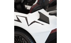 Электромобиль Lamborghini Aventador SV, белый