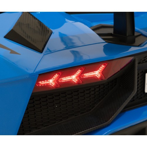 Vehicle Lamborghini Aventador SV Blue