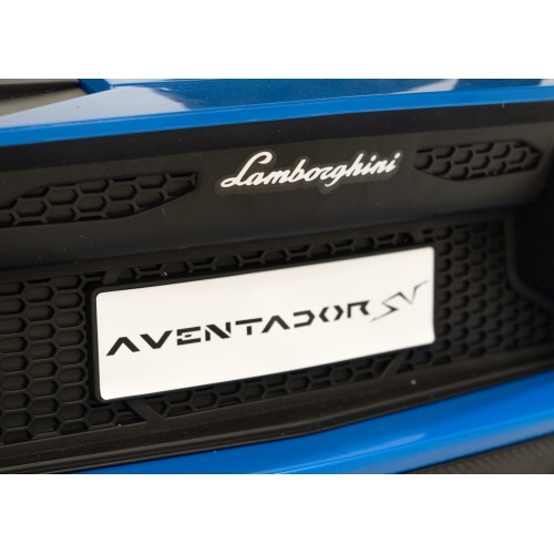 Elektromobilis Lamborghini Aventador SV, zils