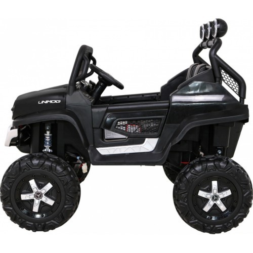 Vehicle Mercedes BENZ UNIMOG Black