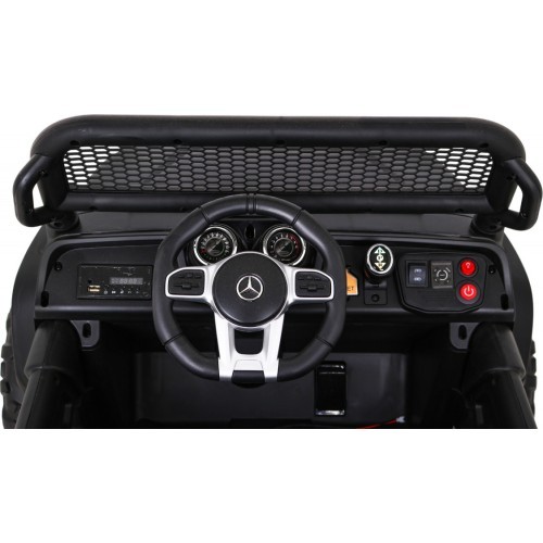 Vehicle Mercedes BENZ UNIMOG Black