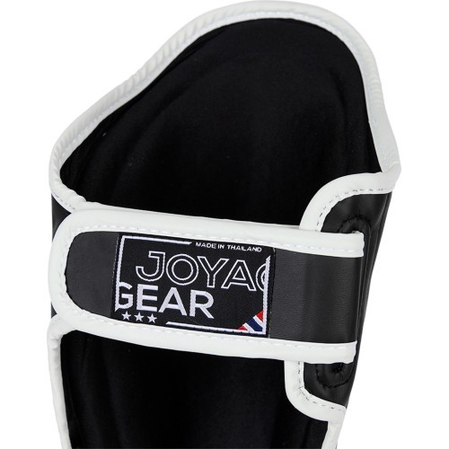 Joya Strike Shinguards black-white
