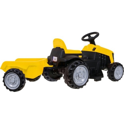 Traktors ar piekabi