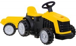 Traktors ar piekabi