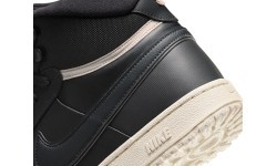 Мужская обувь Nike Court Vision Mid, чёрная DR7882 003