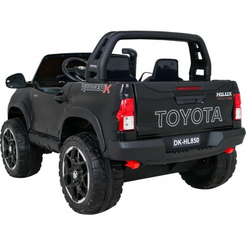 Elektromobilis Toyota Hilux, melns