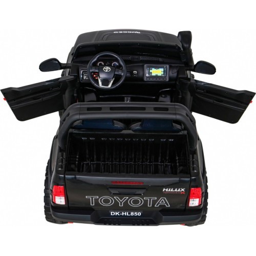 Электромобиль Toyota Hilux, чёрный