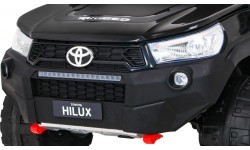 Elektromobilis Toyota Hilux, melns