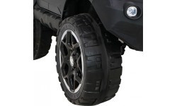 Vehicle Toyota Hilux Black