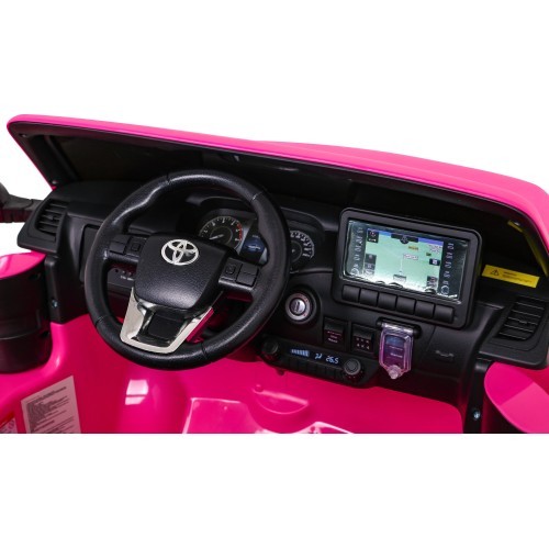 Электромобиль Toyota Hilux розовый