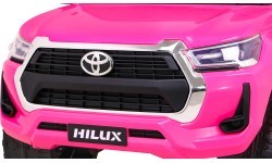 Toyota Hilux automašīna rozā