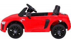 Электромобиль Audi R8, красный