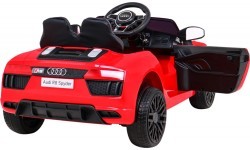 Vehicle Audi R8 Red