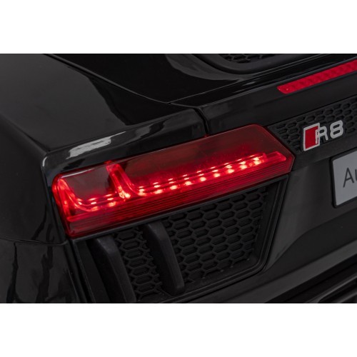 Elektromobilis Audi R8 Police