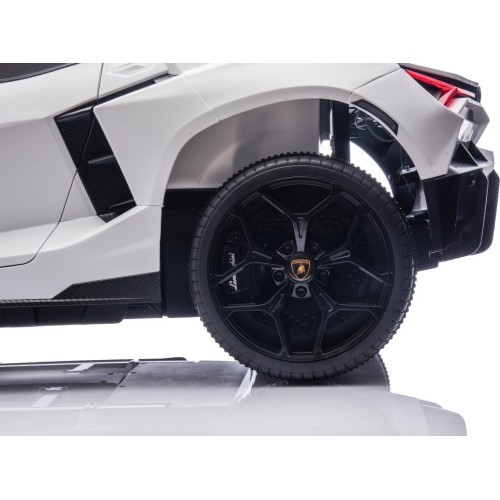 Lamborghini Revuelto XL White vehicle