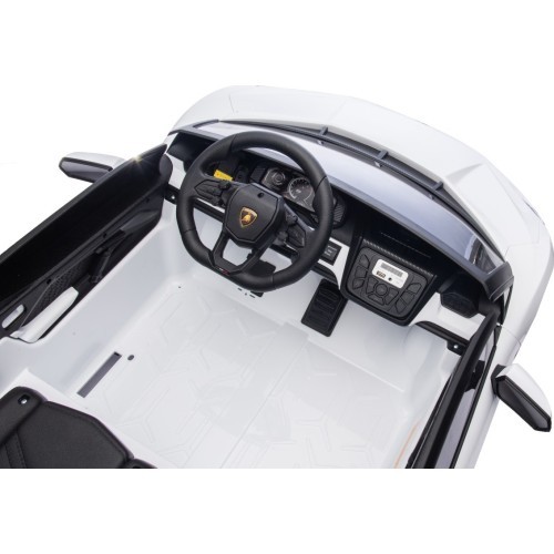 Lamborghini Revuelto XL White vehicle