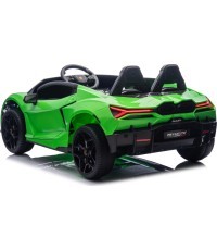 Электромобиль Lamborghini Revuelto XL, зелёный