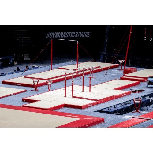 TRADITIONAL LANDING MAT FOR RINGS - BEAM - ASYMMETRIC, PARALLEL AND HIGH BARS - WITH BIB ACROSS WIDTH - 200 x 200 x 20 cm