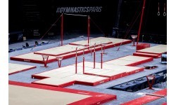 TRADITIONAL LANDING MAT FOR RINGS - BEAM - ASYMMETRIC, PARALLEL AND HIGH BARS - WITH BIB ACROSS WIDTH - 200 x 200 x 20 cm